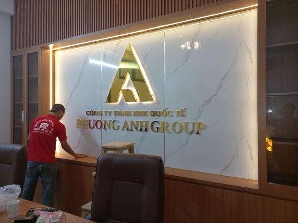 Bảng hiệu quảng cáo