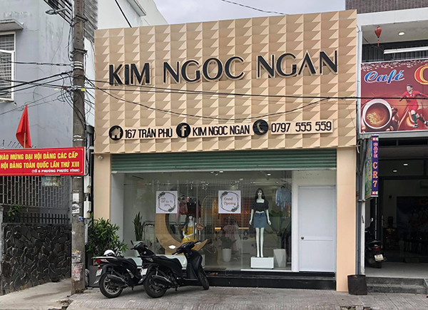 Bảng hiệu quảng cáo chữ nổi