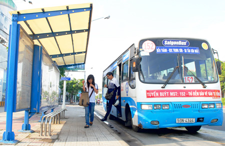 Bảng quảng cáo sân bay, bến xe