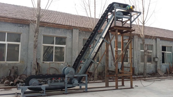 Băng tải con lăn
