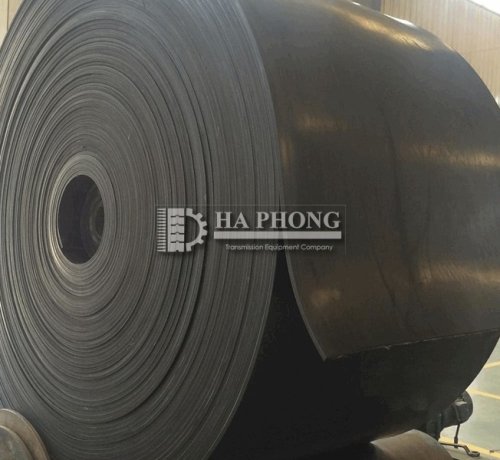 Băng tải cao su đen trơn