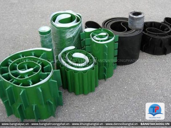 Băng tải PVC dán gân