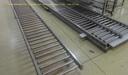 Băng tải tự do inox