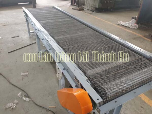 Băng tải xích inox