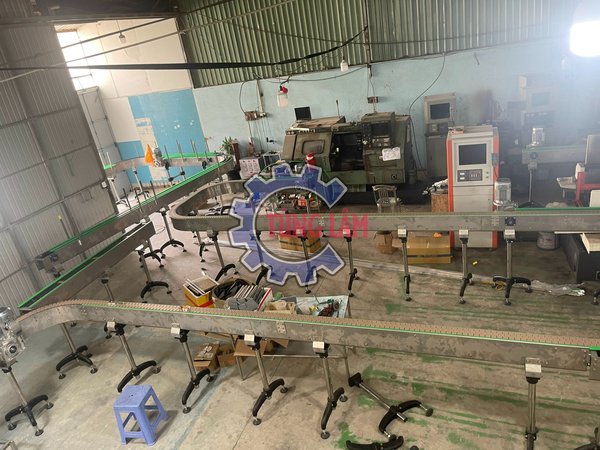 Băng tải xích nhựa