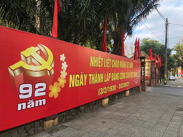 Thi công bảng tuyên truyền