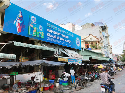 Bảng hiệu quảng cáo