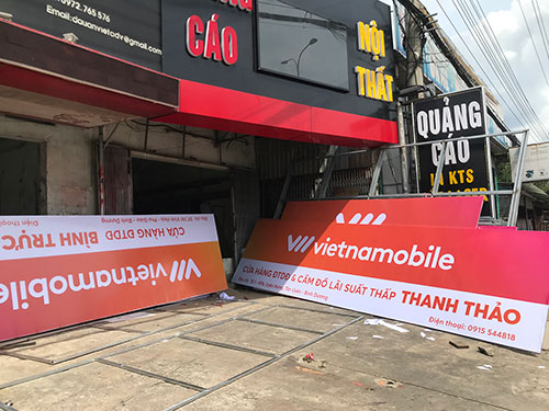 Bảng hiệu quảng cáo