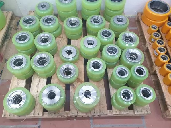 Bánh cân bằng xe nâng điện