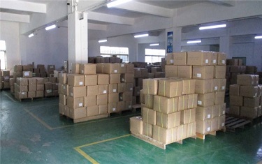 Trong Các Tòa Nhà Cao Tầng