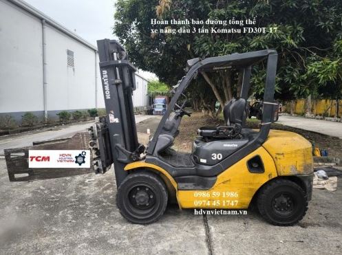 Bảo dưỡng thay dầu lọc toàn bộ và thay két nước làm mát của xe nâng
