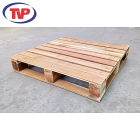 Pallet gỗ