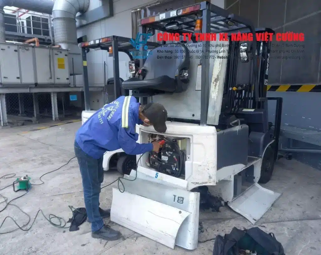 Bảo trì xe nâng điện