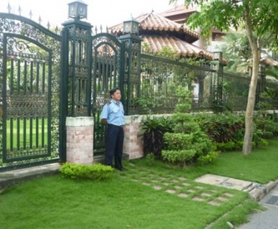 Bảo vệ biệt thự