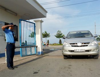 Dịch vụ bảo vệ xí nghiệp