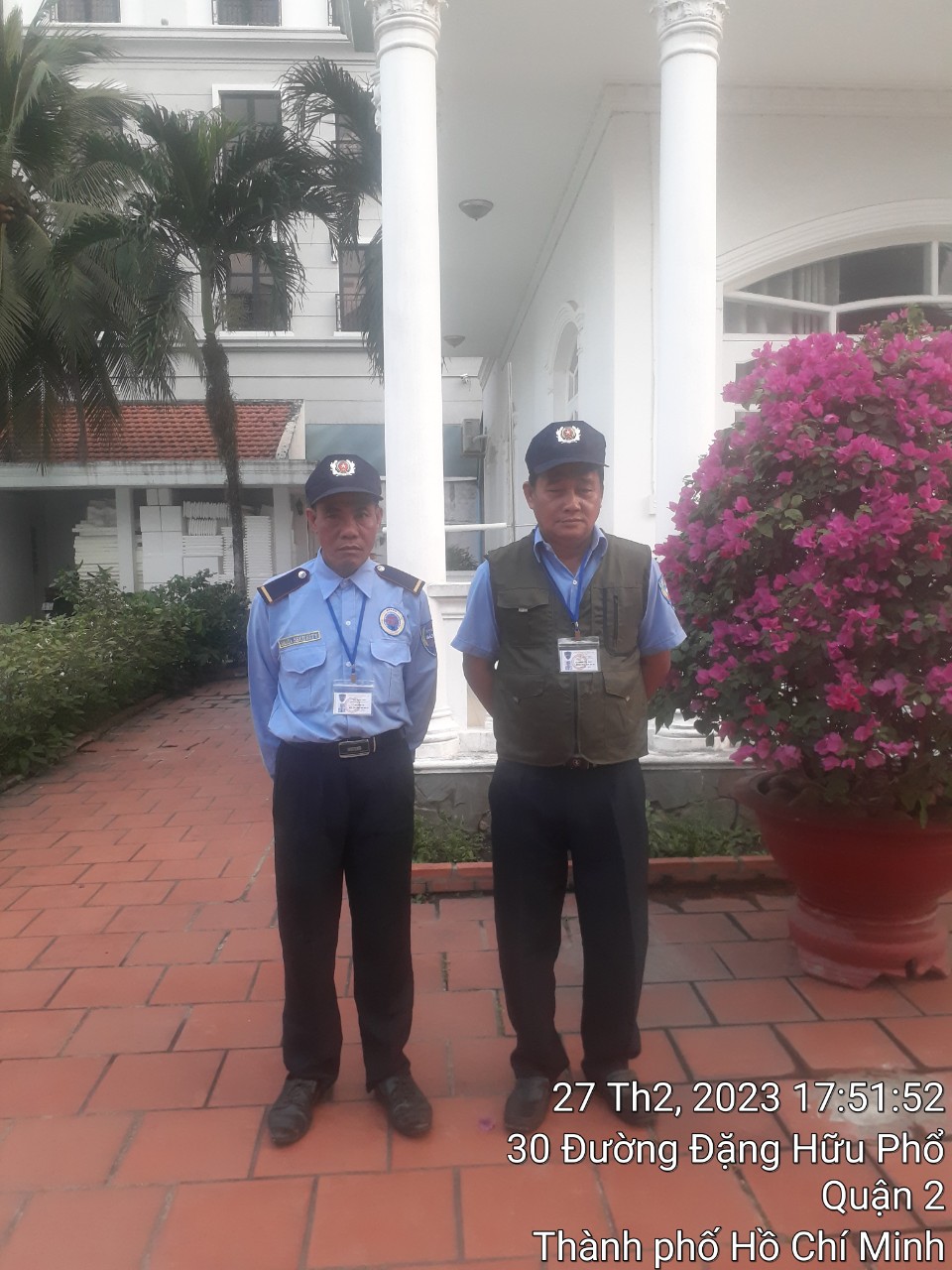 Bảo vệ nhà riêng