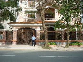 Bảo vệ biệt thự