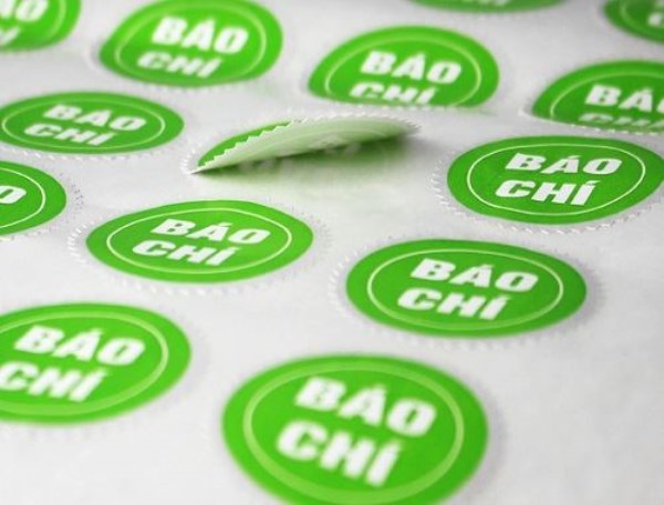 Bế Decal