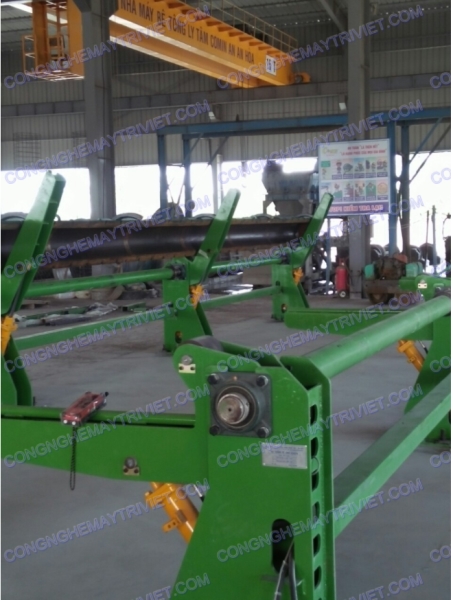 Cơ cấu gá vệ sinh khuôn 80 độ