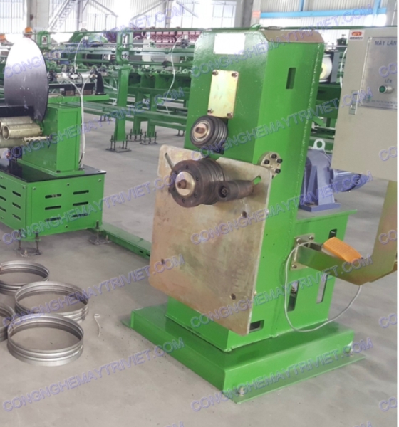 Máy tạo gân và loe mép vòng