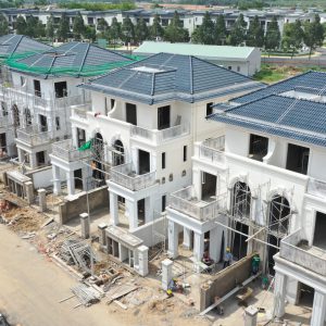 Băng xích chuyền khuôn ngang