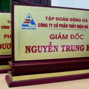 Biển chức danh