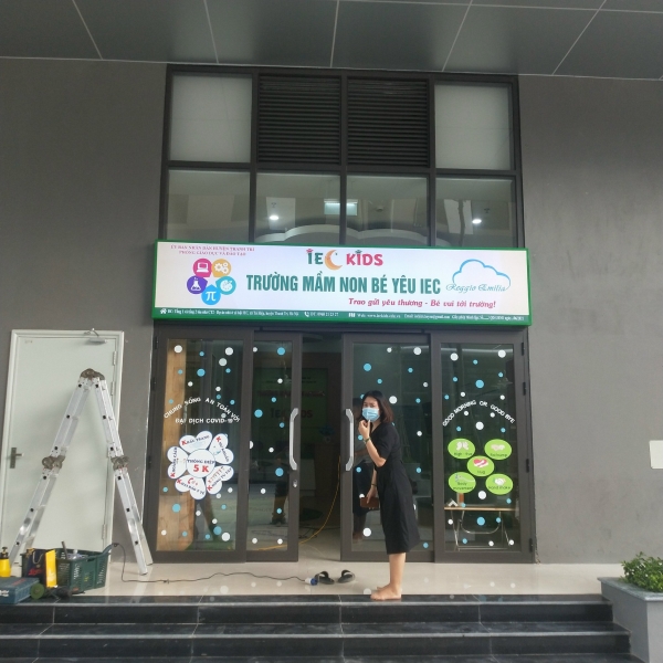 Hộp đèn quảng cáo