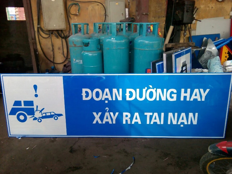 Biển báo giao thông