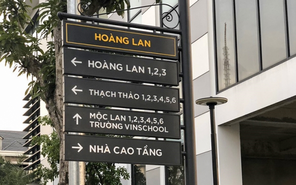 Biển chỉ dẫn tòa nhà, đường