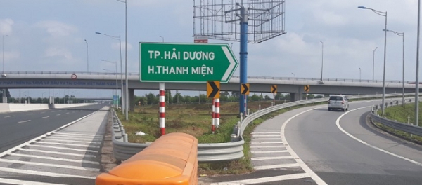 Biển chỉ dẫn tòa nhà, đường
