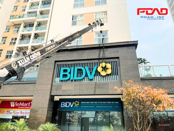 Thi công biển chữ nổi Led