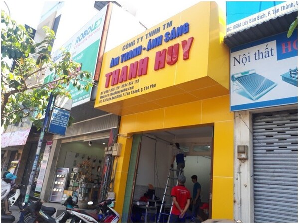 Biển quảng cáo chữ nổi