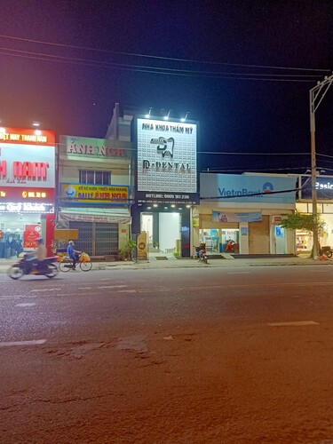 Biển quảng cáo chữ nổi