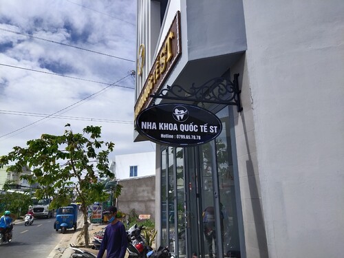 Biển quảng cáo đèn