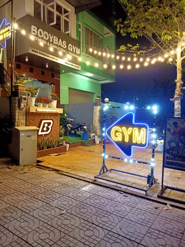 Biển quảng cáo đèn