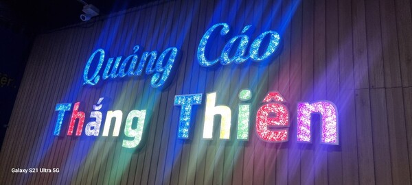 Biển quảng cáo đèn Led