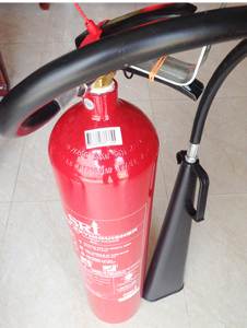 Bình CO2 xách tay 5kg