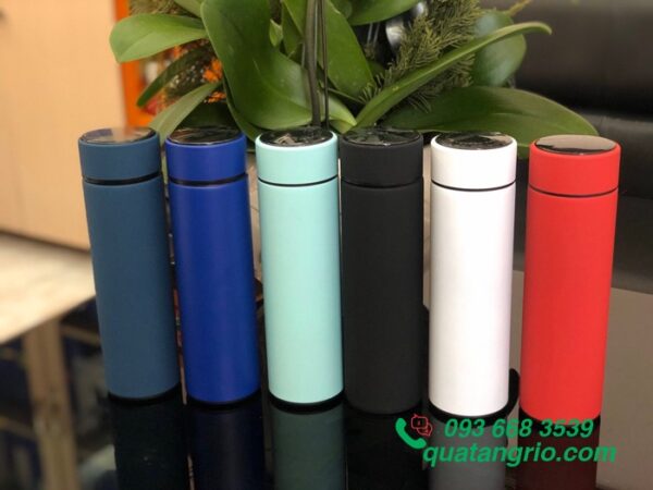 Bình nước giữ nhiệt hiển thị nhiệt độ