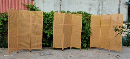 Bình phong nhựa giả mây