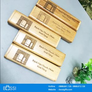 Bút ký Bossi hộp gỗ