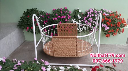 Nôi sắt nghệ thuật