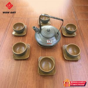 Bộ ấm chén Bát Tràng