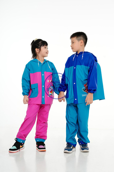 Bộ áo mưa trẻ em có lưng che cặp sách