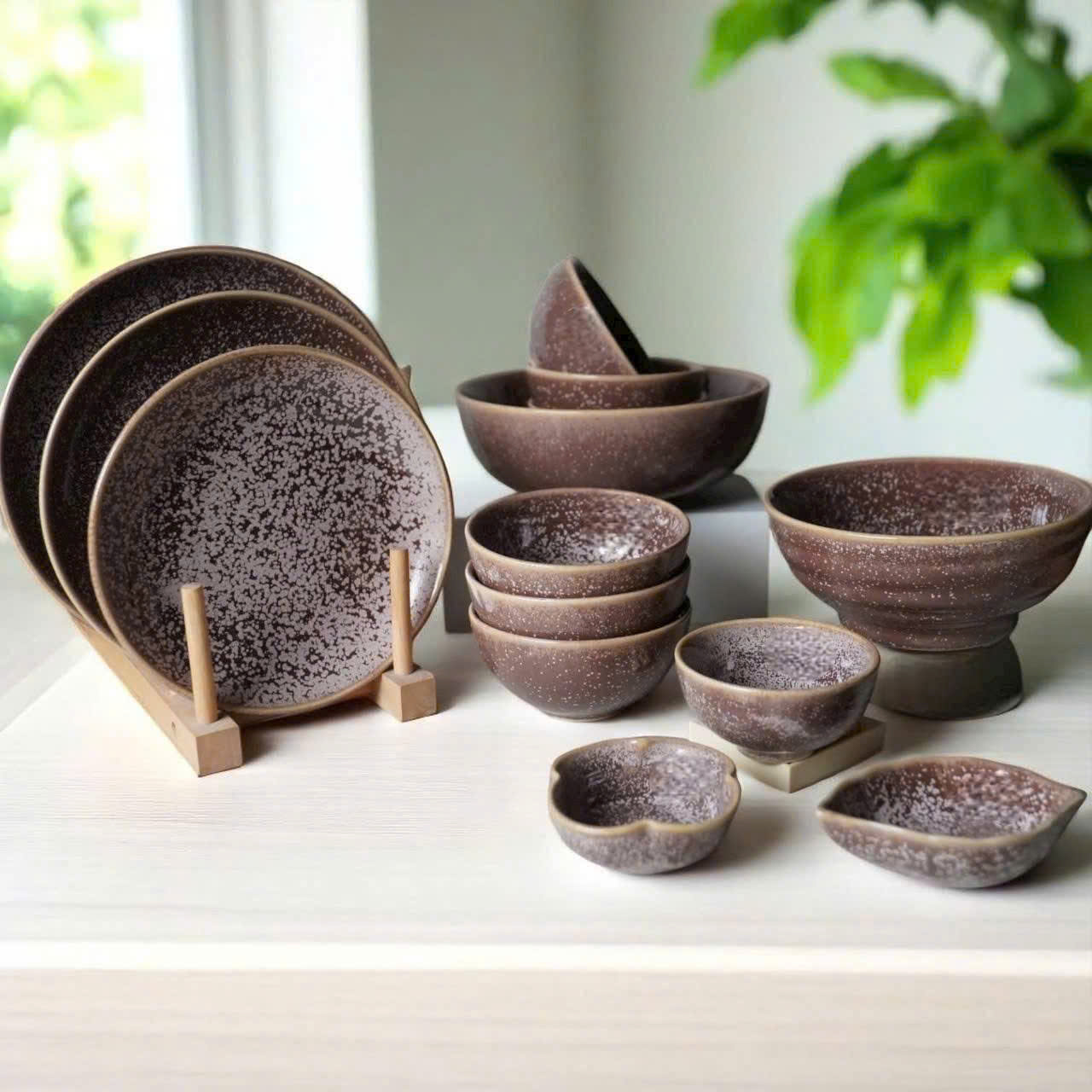 Bộ chén gốm sứ