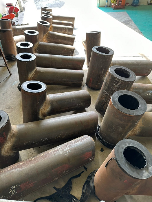 Bọc ống dầu khí