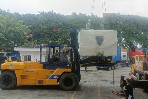 Bốc xếp hàng hóa