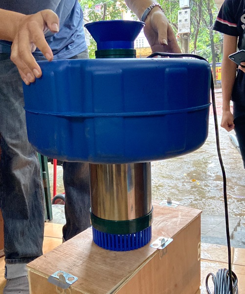 Bơm sục khí Veratti Model AE-1.5SS 1.5Kw