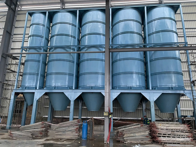 Bồn chứa công nghiệp
