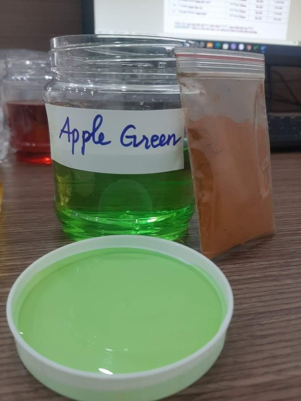 Bột màu thực phẩm, phân bón