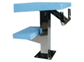 Bục xuất phát hồ bơi